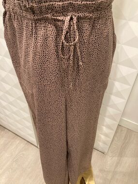 Relaxed Drawstring Pants in Dusty Taupe Dot Cheetah Comfort Travel